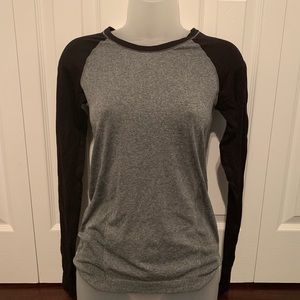 black and gray fitted gym long sleeve shirt